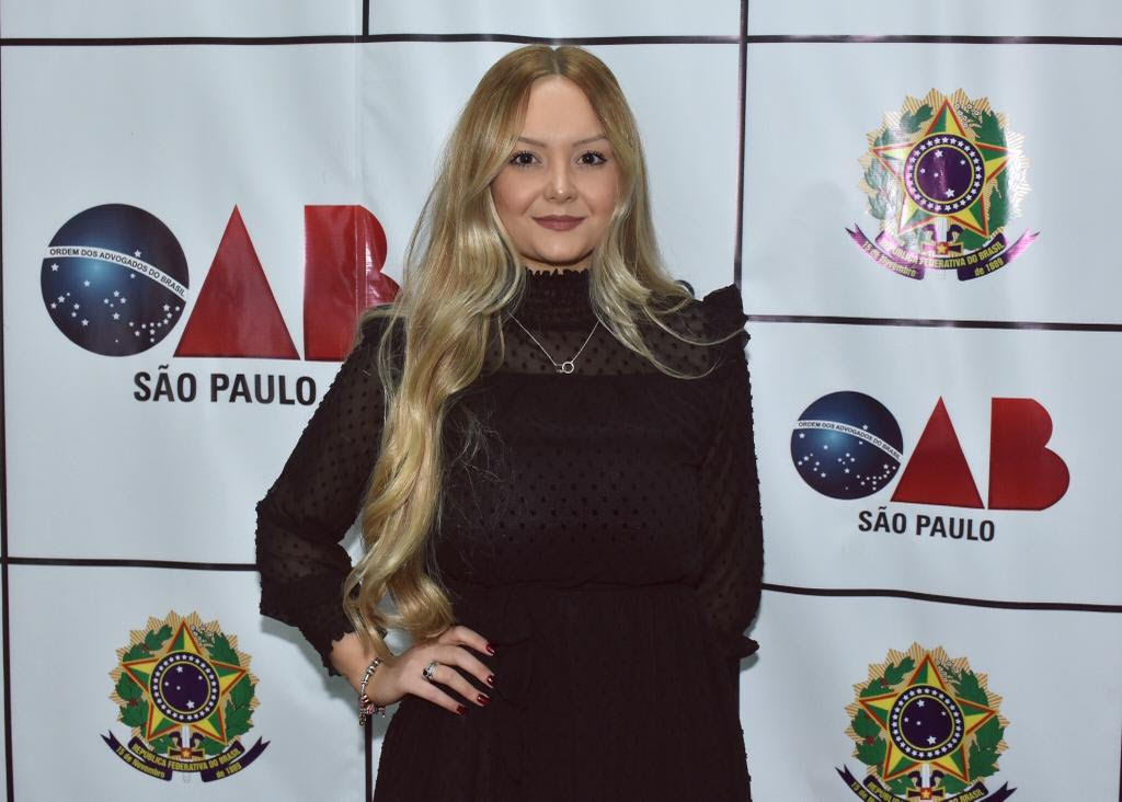 Carol Chang — Advogada Criminalista